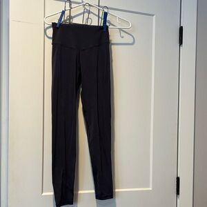 Aerie Navy Blue High-Waisted Leggings.  B11